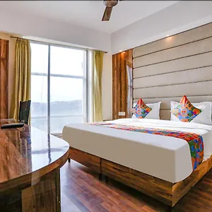 Hotel Fabexpress Kapashera Residency Near Igi Airport New Delhi, Gurgaon