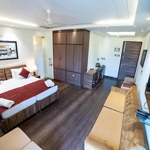 Hotel Gracia Golf, Gurgaon
