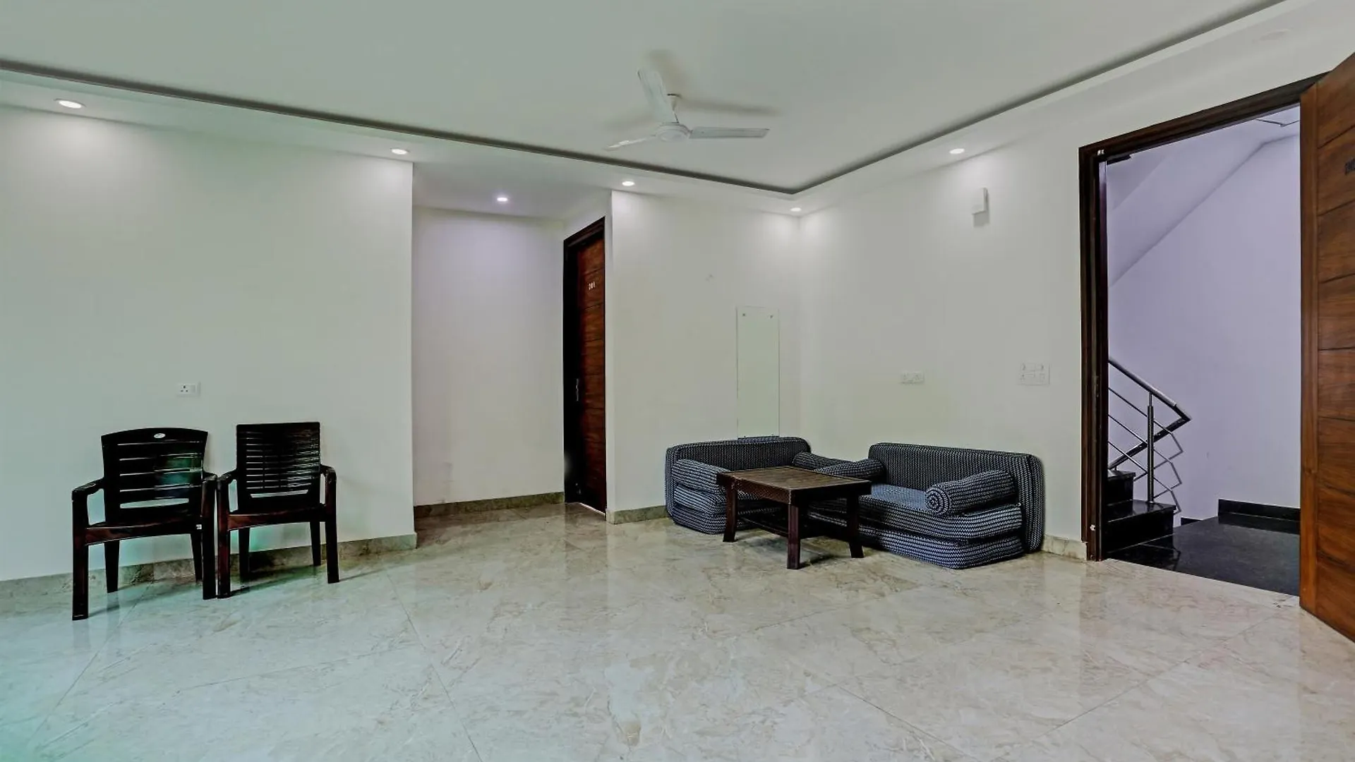 Hotel O Vikrant Residency Gurgaon
