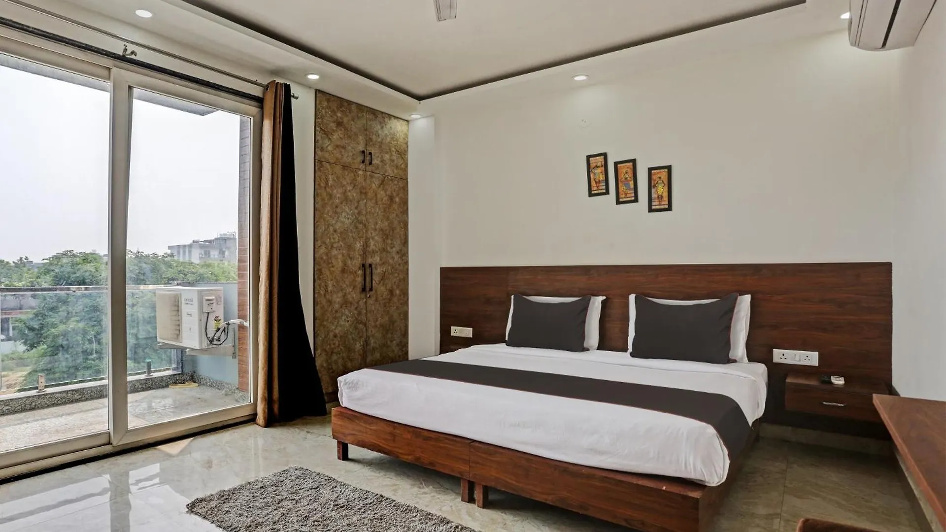 Hotel O Vikrant Residency Gurgáon